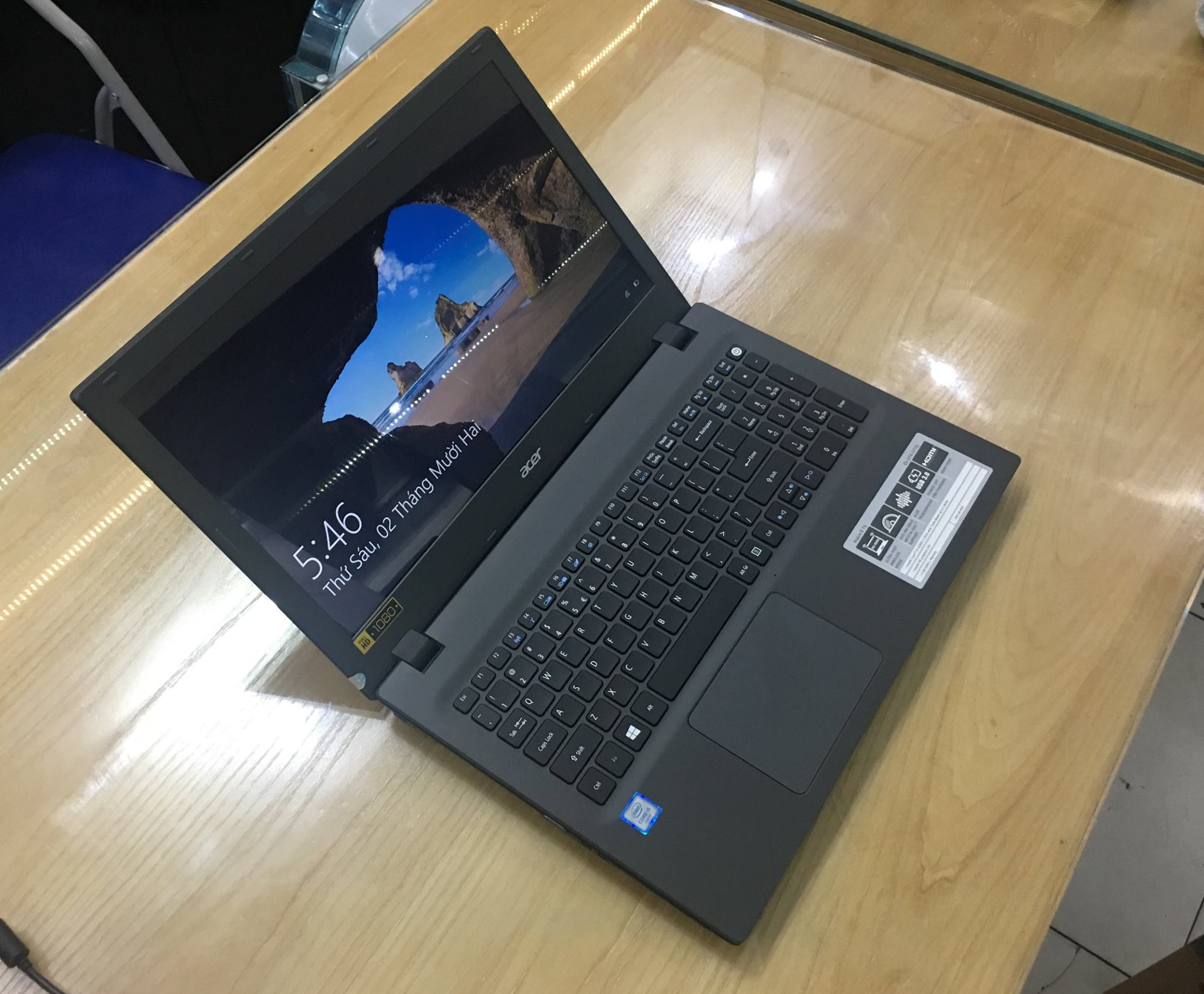 Laptop Acer Aspire E5-574-571Q-9.jpg